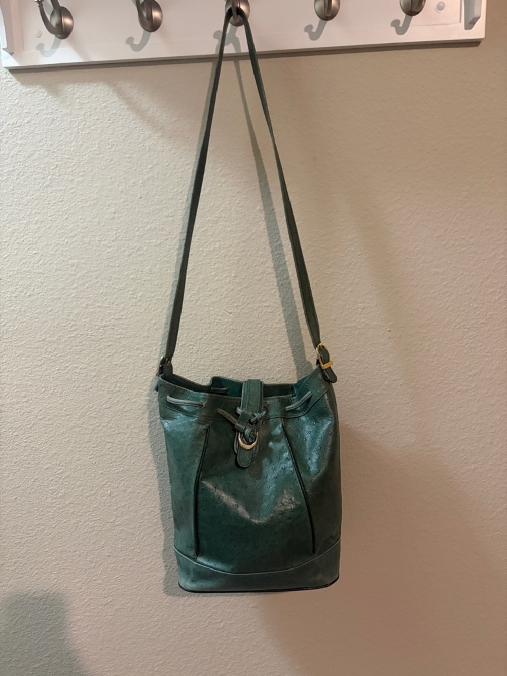 Emerald Green Leather Drawstring Crossbody Bucket Bag
